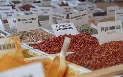 Syracuse Market, Sicily