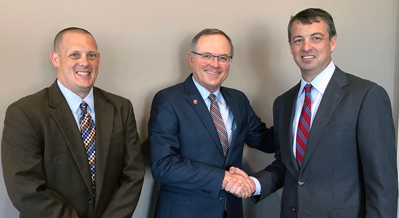 Alliance-signing: Derek Markley, UM-Booneville Executive Director; Rick Gregory, UM Assistant Provost for Regional Campuses and Clayton Stanley, The Alliance President & CEO.